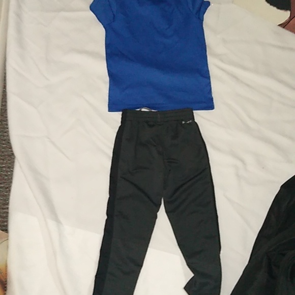 Boy's Nike Dri fit outfit size 5 - Picture 2 of 4